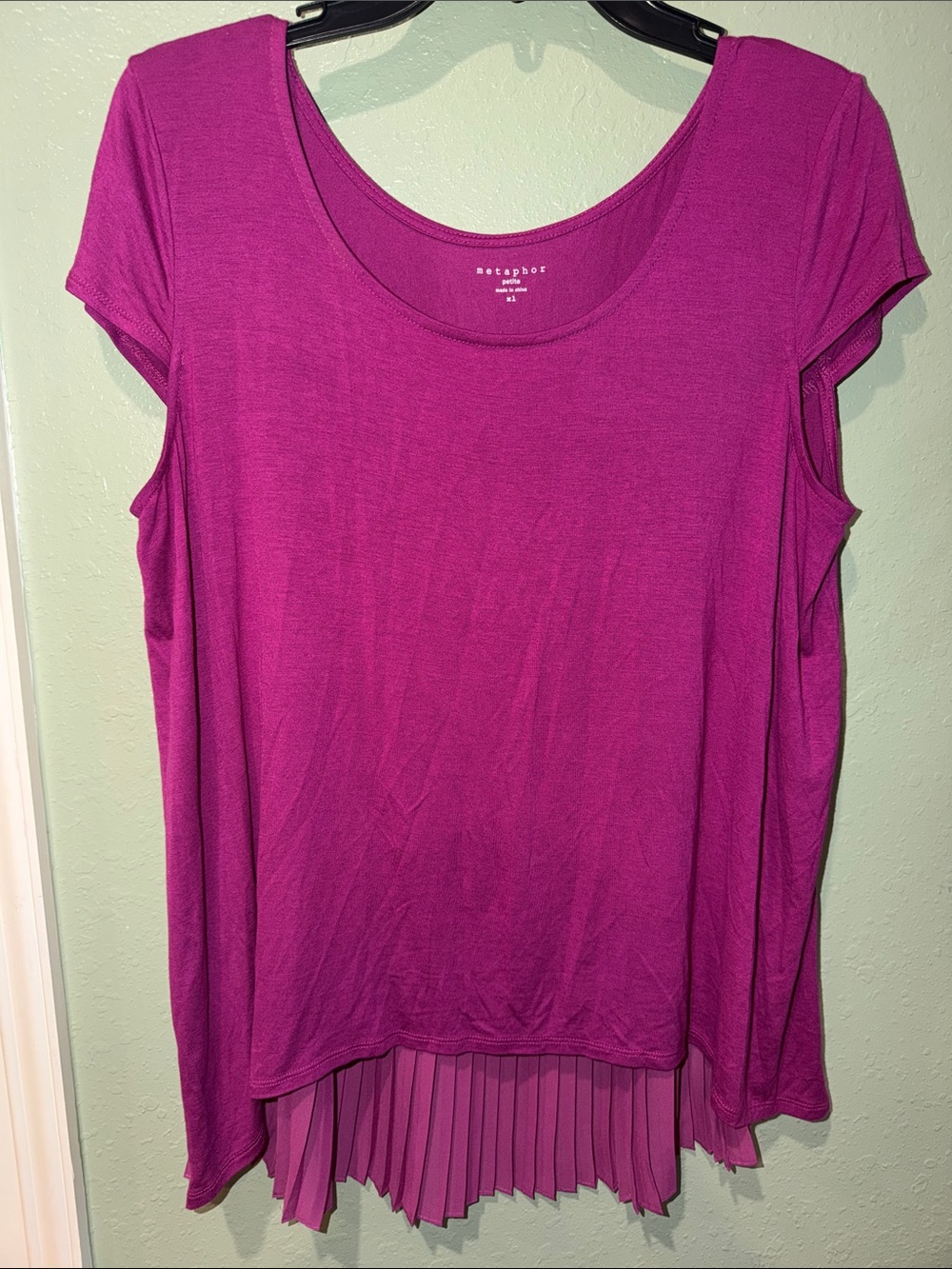 Metaphor Women’s Fuchsia Short Sleeve Pleated-Hem Tunic NWOT